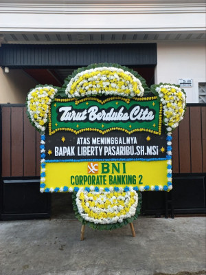 Papan Bunga Duka di Pendowoharjo