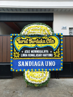Papan Bunga Duka di Pendowoharjo
