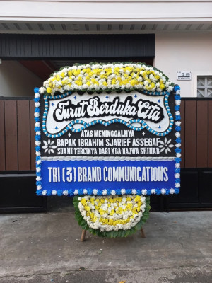 Papan Bunga Duka di Pendowoharjo